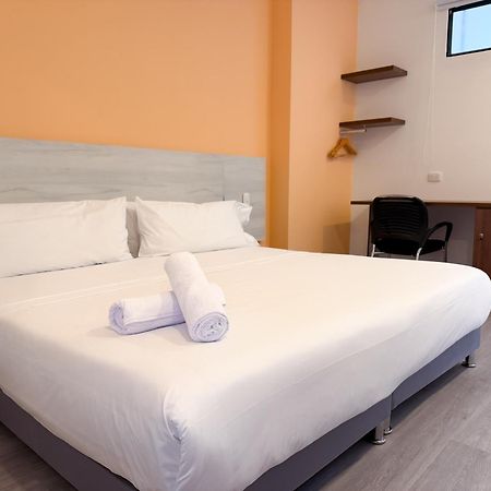 Hotel Apartamentos Regency La Feria Bogotá Esterno foto
