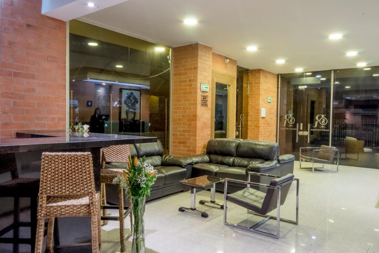Hotel Apartamentos Regency La Feria Bogotá Esterno foto